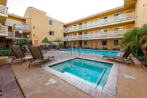 Studio 6 Anaheim – Anaheim, CA