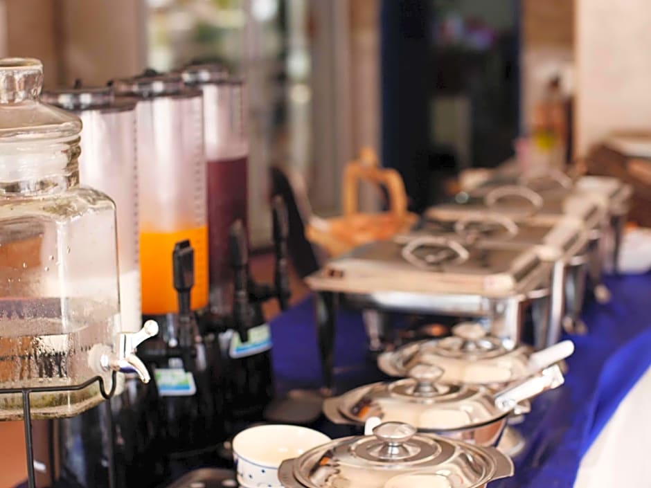 Lotus Friendly Hotel