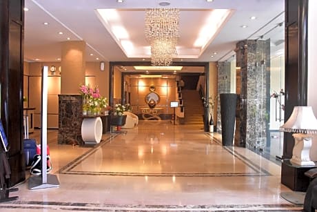 Hotel Pal Heights