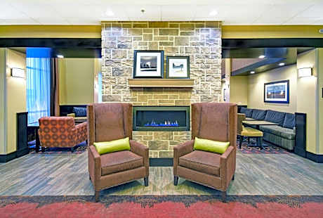 Hampton Inn By Hilton & Suites Milwaukee/Franklin