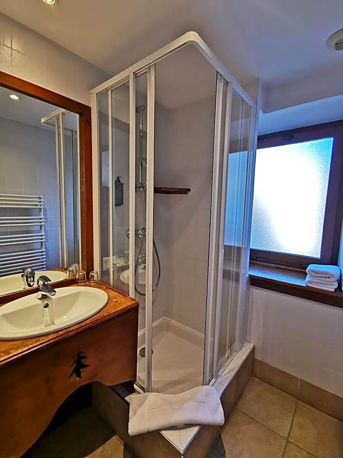 Hôtel Restaurant Angival - Chambres et Appartement