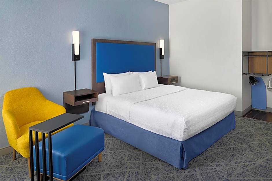 Hampton Inn Lawrence