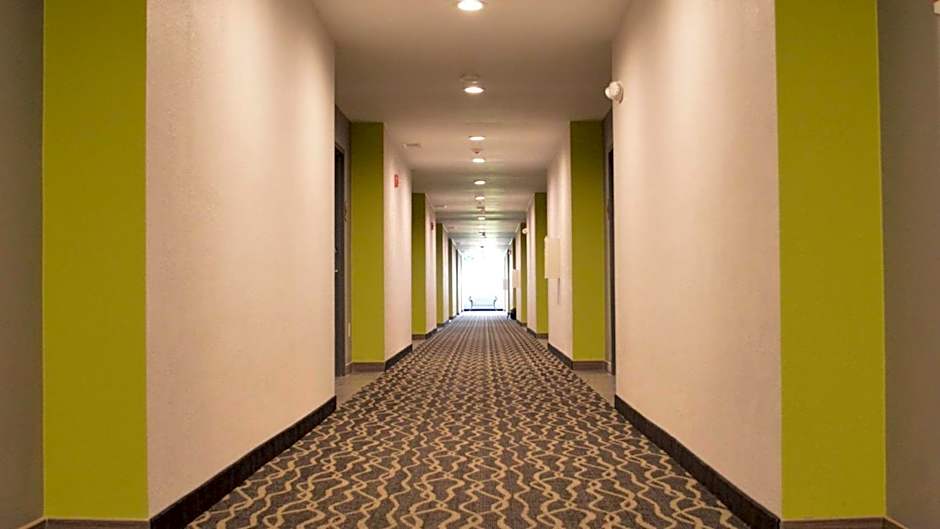 Americas Best Value Inn Memphis Airport