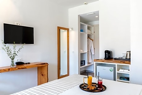 Economy Double or Twin Room
