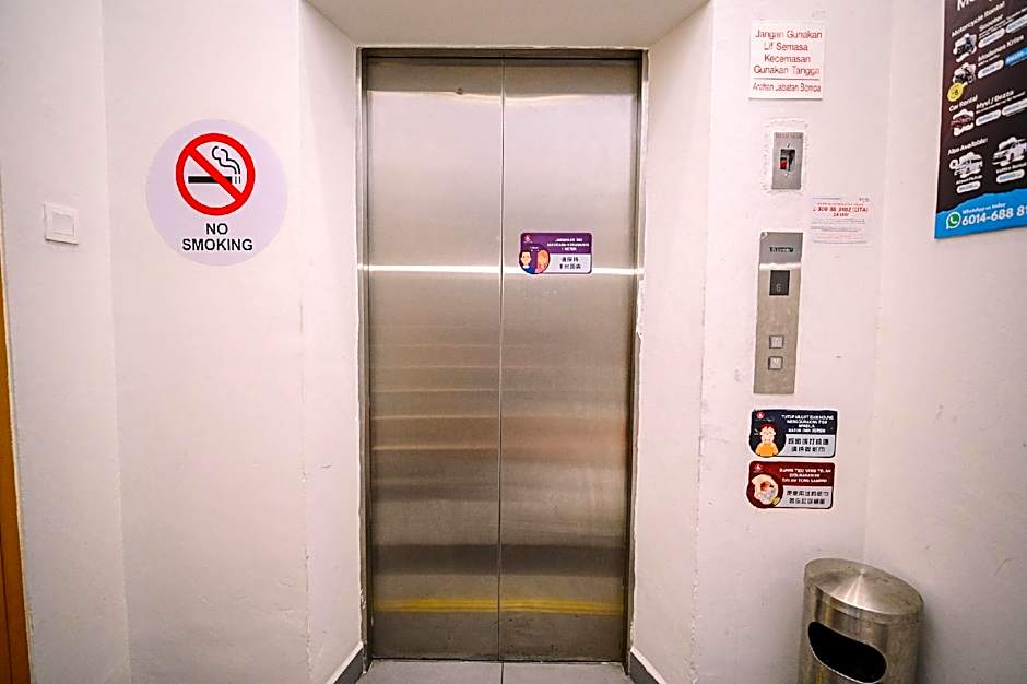 Swing & Pillows @ PJ21 Petaling Jaya