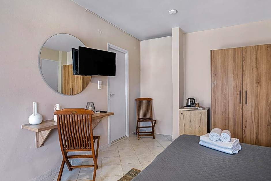 Yria Beach Hotel