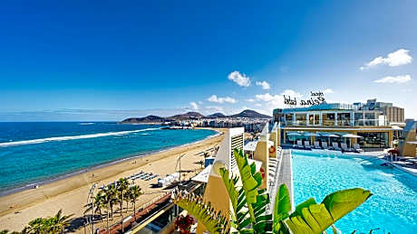 BULL Reina Isabel & SPA