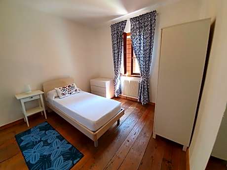 Standard Single Room with Shared Bathroom