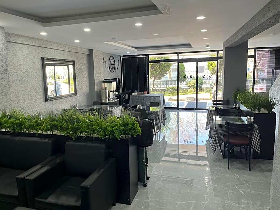 SİS HOTEL