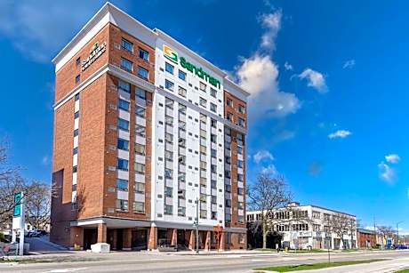 Sandman Hotel & Suites London Downtown