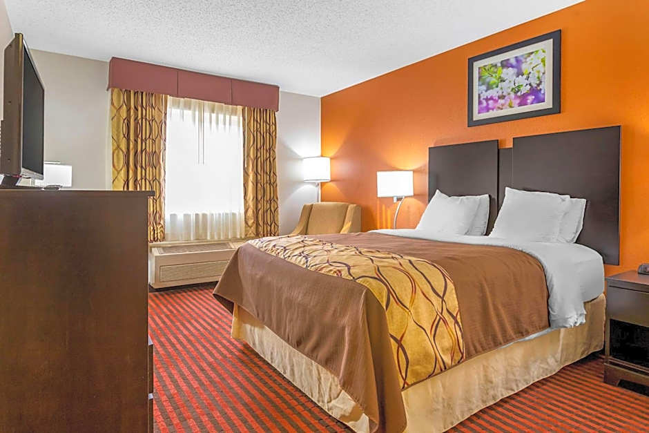 Rodeway Inn Coopersville