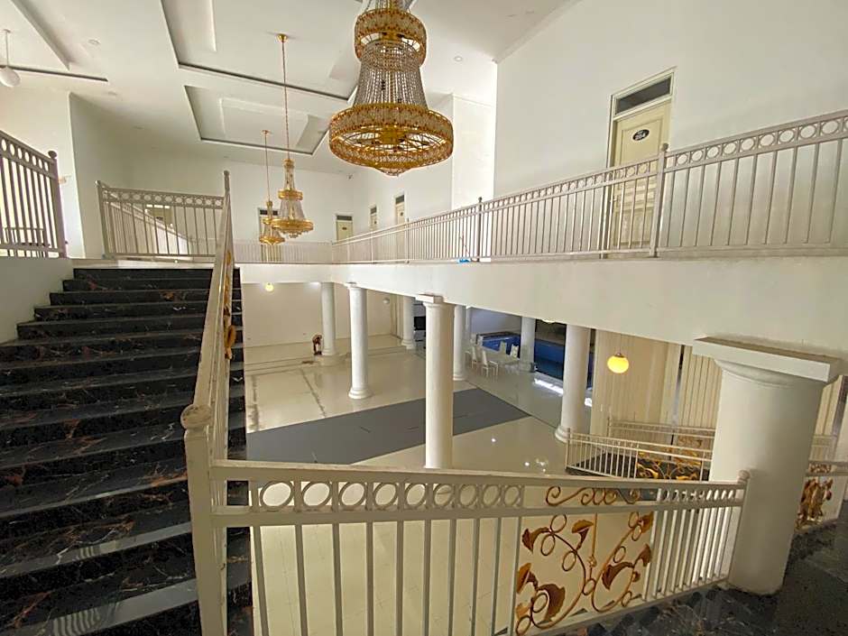 Griya RW Family Guest House Redpartner