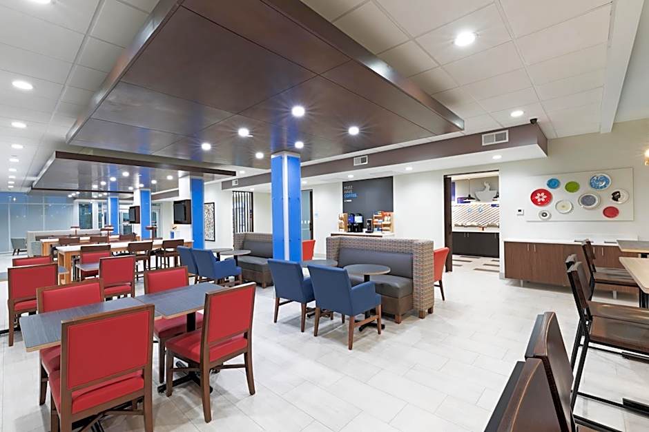 Holiday Inn Express and Suites Purcell By IHG