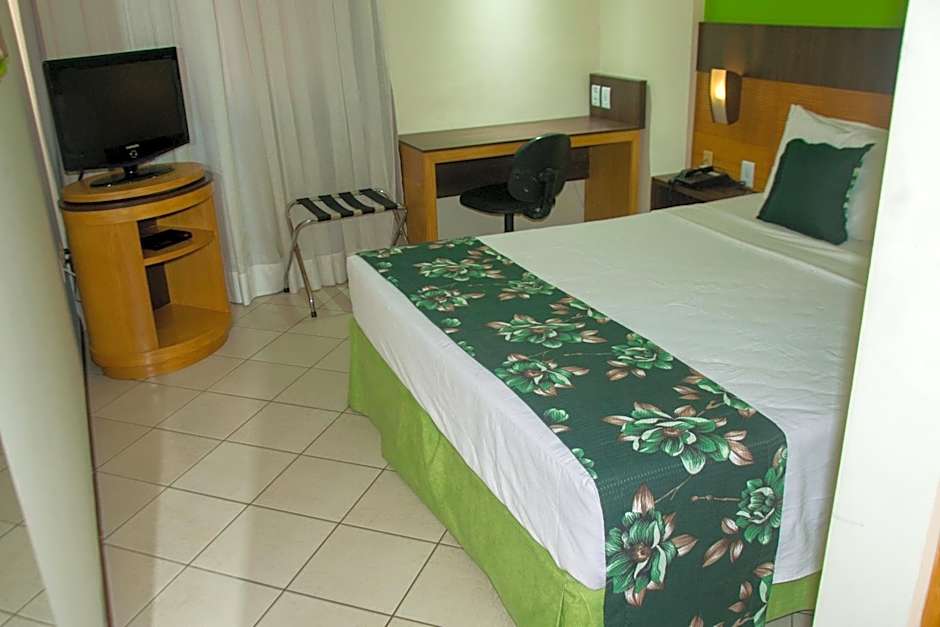 Quality Suites Natal