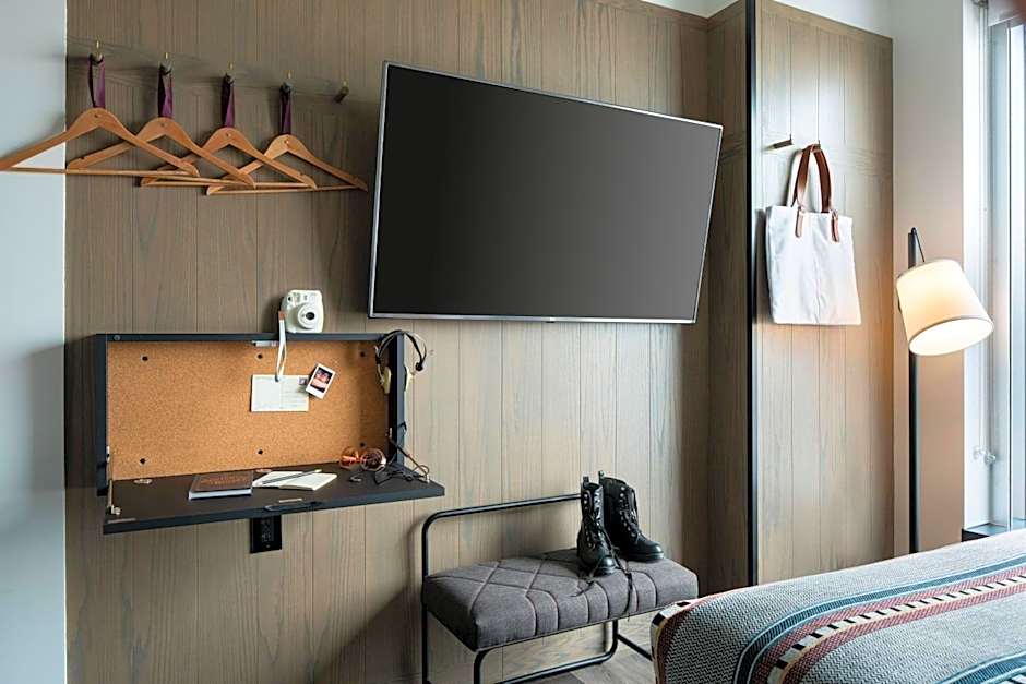 Moxy Louisville Downtown