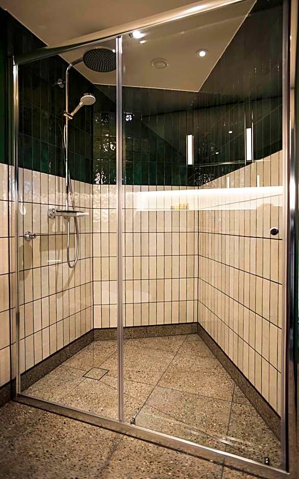 The Gate London City