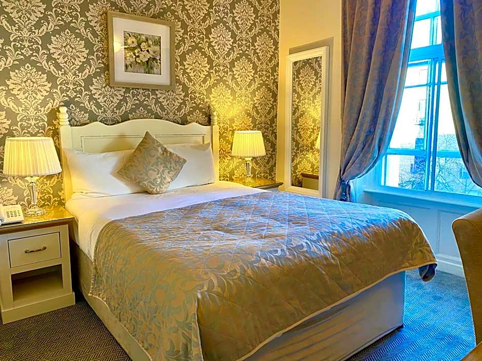 Baggot Court Townhouse