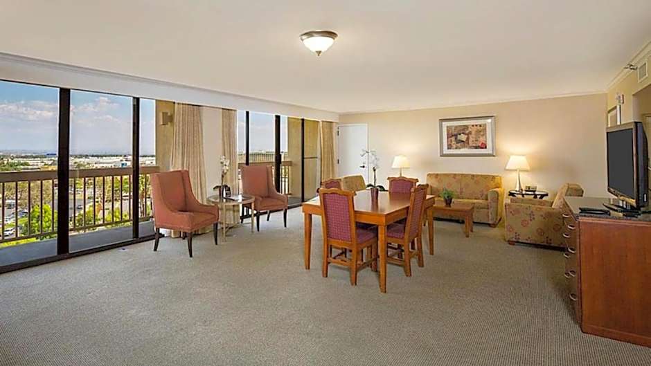 Ontario Airport Hotel & Conference Center