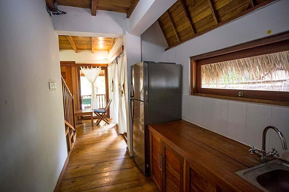 Island View Bar & Bungalow