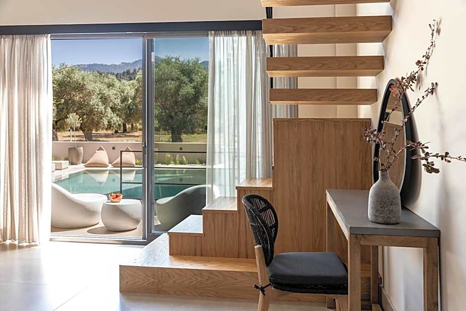 Nikoleta Hotel and Villas