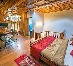 Hotel D' Chalet
