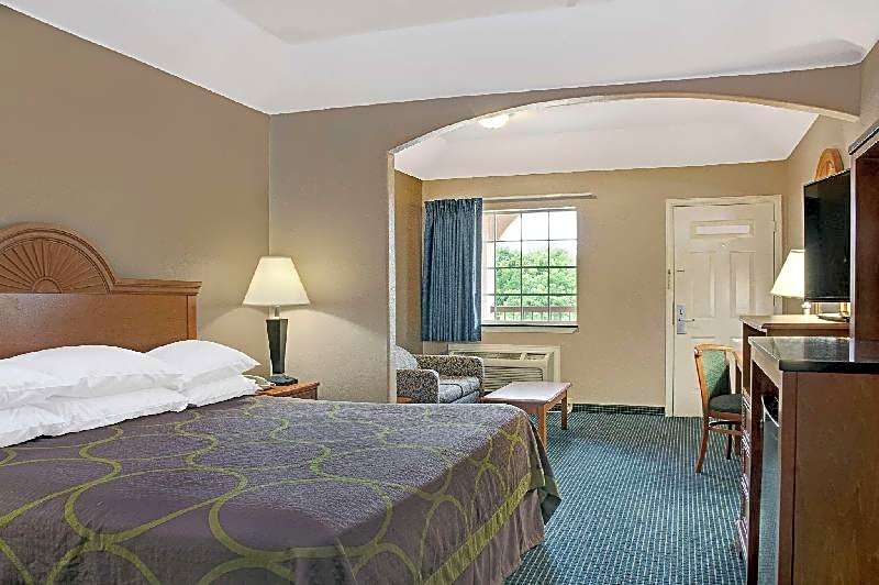 Quality Inn Montgomery - Lake Conroe