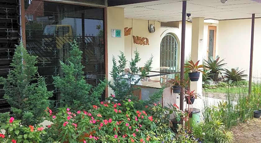 GIO Guesthouse Bogor (perlu bukti nikah)