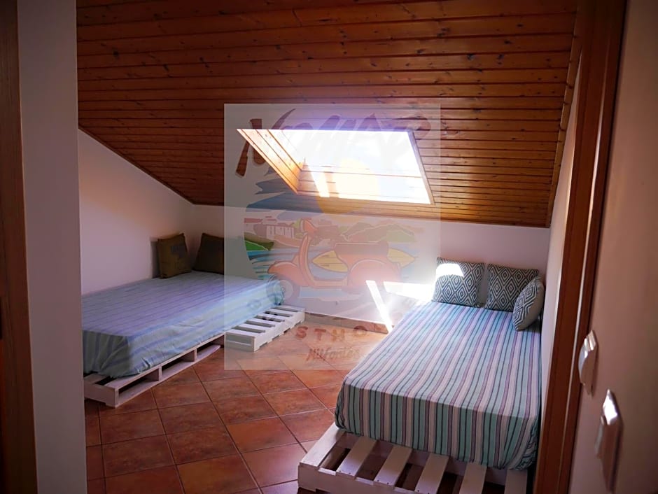 Milfontes Nomad Guesthouse