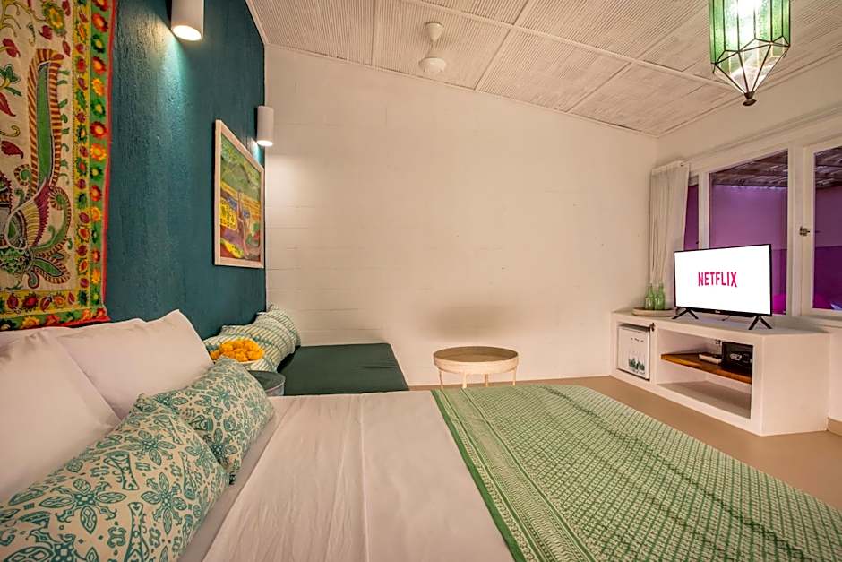 PinkPrivate Sanur - for Cool Adults Only