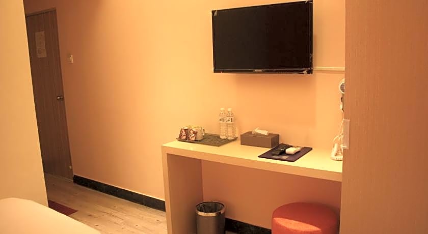 Prince To Travel Hotel