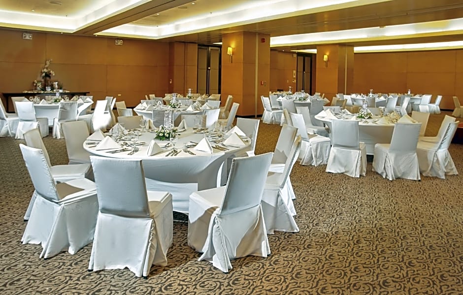 Quest Hotel & Conference Center - Cebu