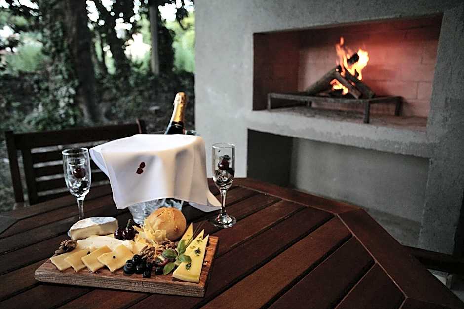 BlackStone Apart Boutique Hotel