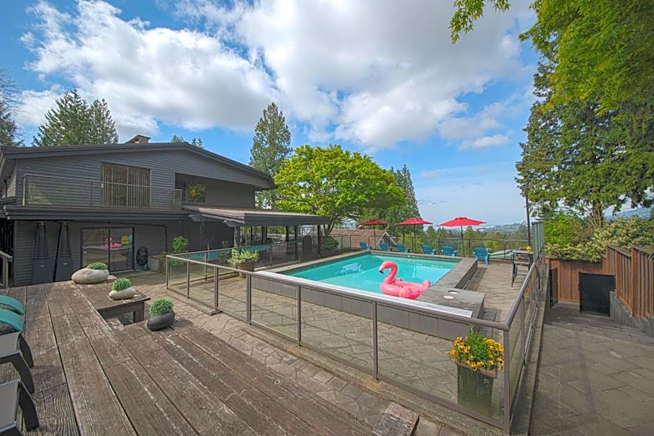 Seymour Private Bedroom, Ensuite Bathroom with Shared Pool, Hot Tub with Views