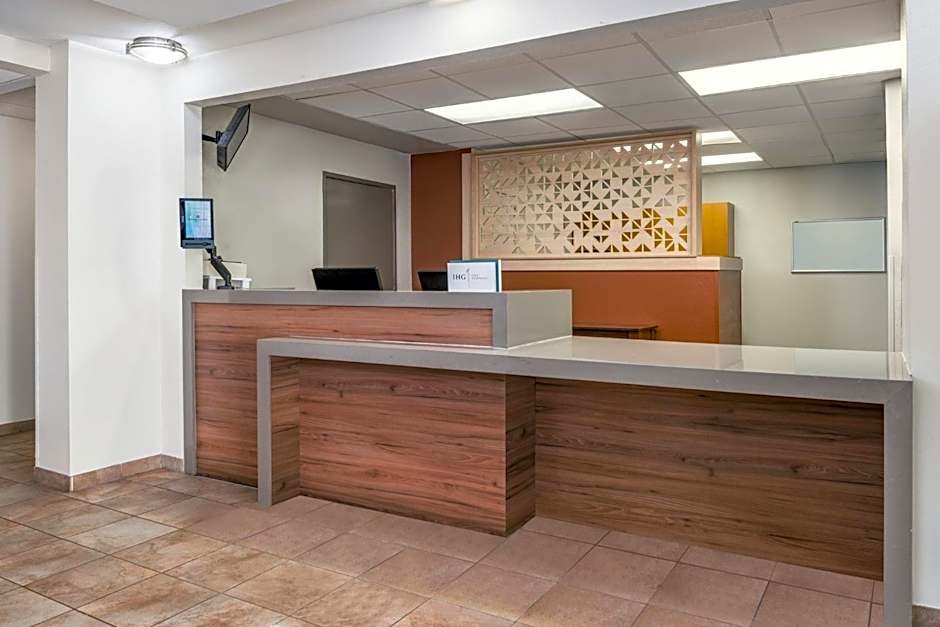 Candlewood Suites San Antonio NW Near SeaWorld By IHG