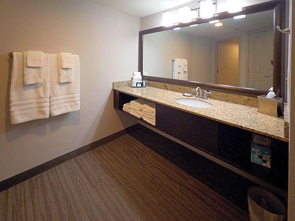 Branson Hillside Hotel