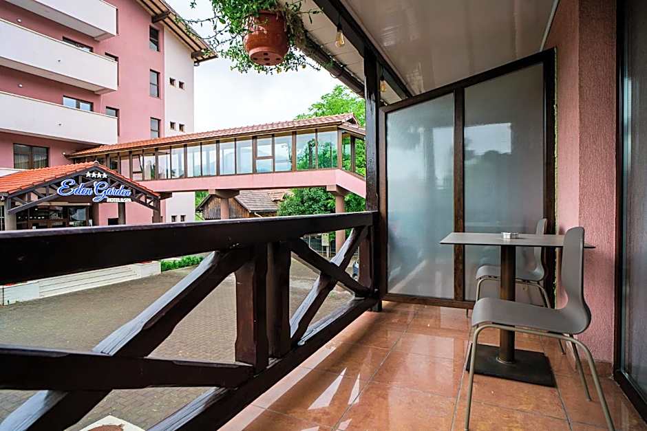 Hotel Eden