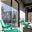 Eazy Living Tijuana Centro