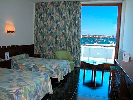 DOUBLE OR TWIN SEA VIEW WITH BALCONY