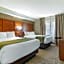 Comfort Inn & Suites - near Robins Air Force Base Main Gate