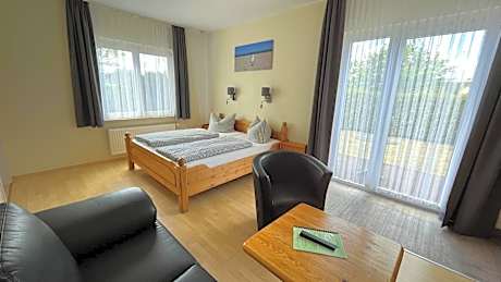 Deluxe Double Room with Garden View 31