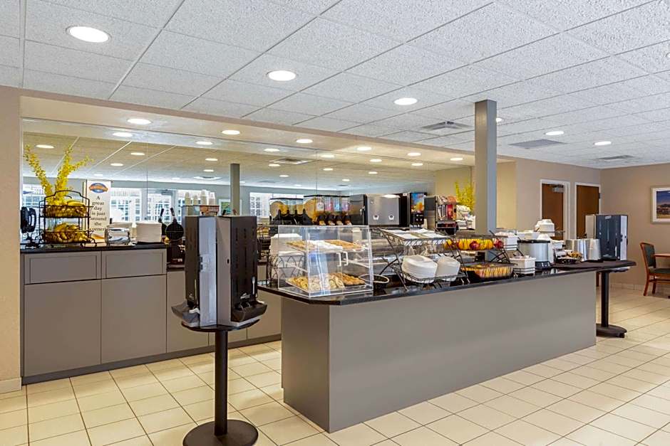 Baymont by Wyndham Des Moines Airport