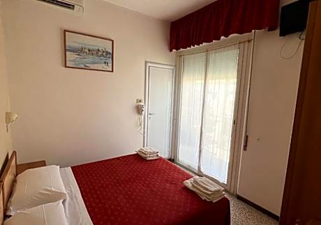 Economy Double or Twin Room
