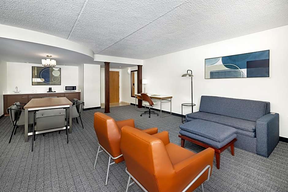 Courtyard by Marriott Montvale