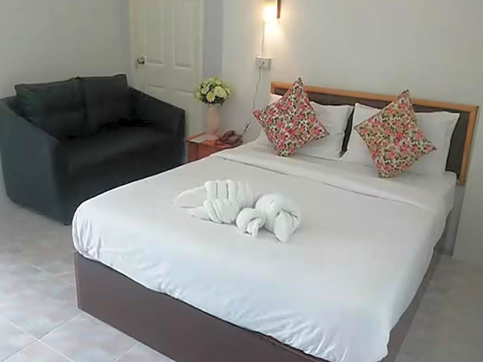 Hotel De Ratt Phuket