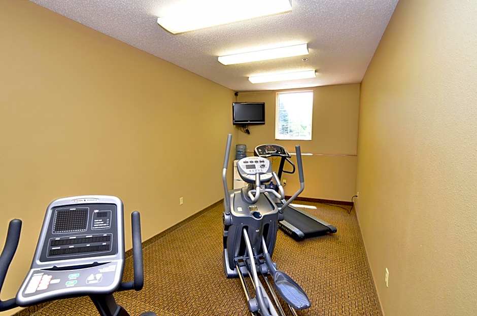 Cobblestone Inn & Suites - Denison | Majestic Hills