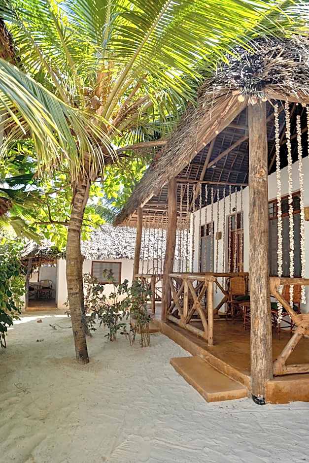 HEBE Bungalows Lodge