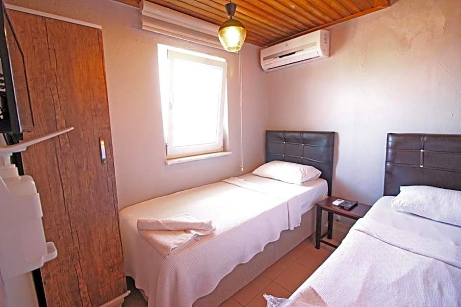 Photo 1 of 4 of 2 Beds, Sea View