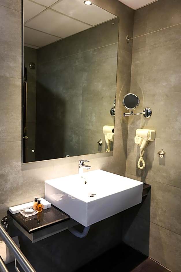 Best Western Elyon Colombo
