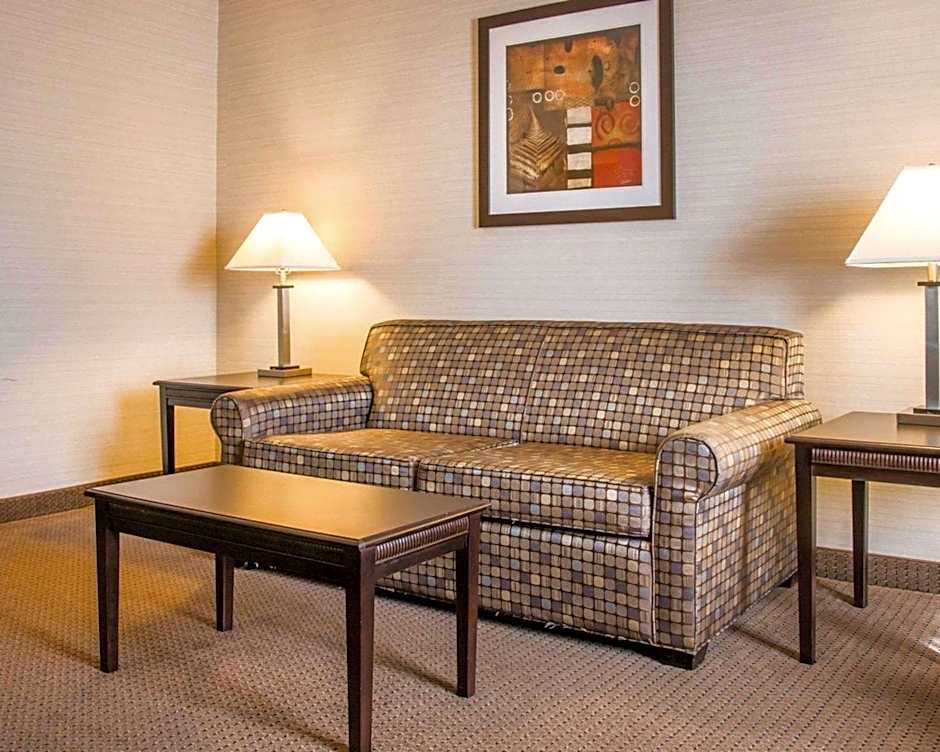 Quality Inn & Suites Next To The Casino