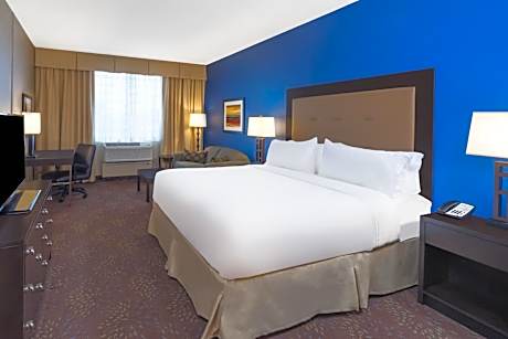 Deluxe King Room - Disability Access Tub/Non-Smoking